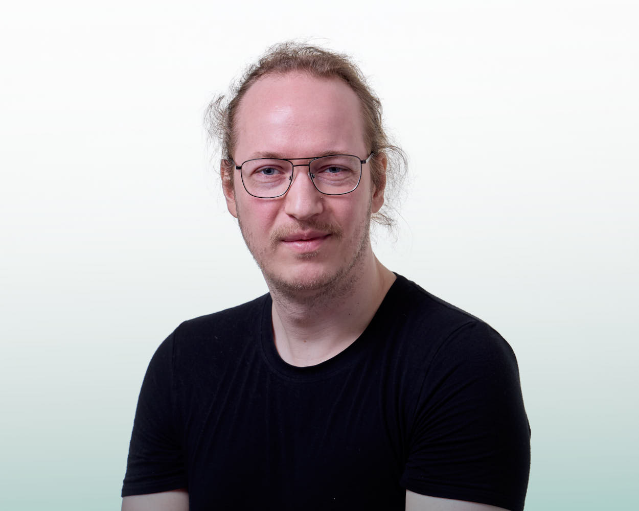 Jeppe Østergaard0459-TRYK-1250PX